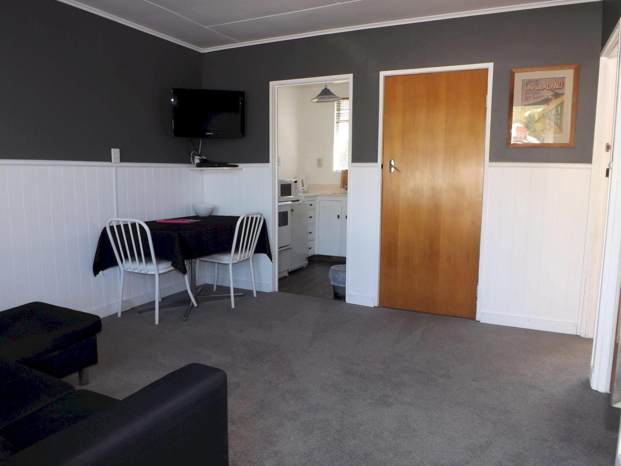 High Street Living Motel Picton Esterno foto