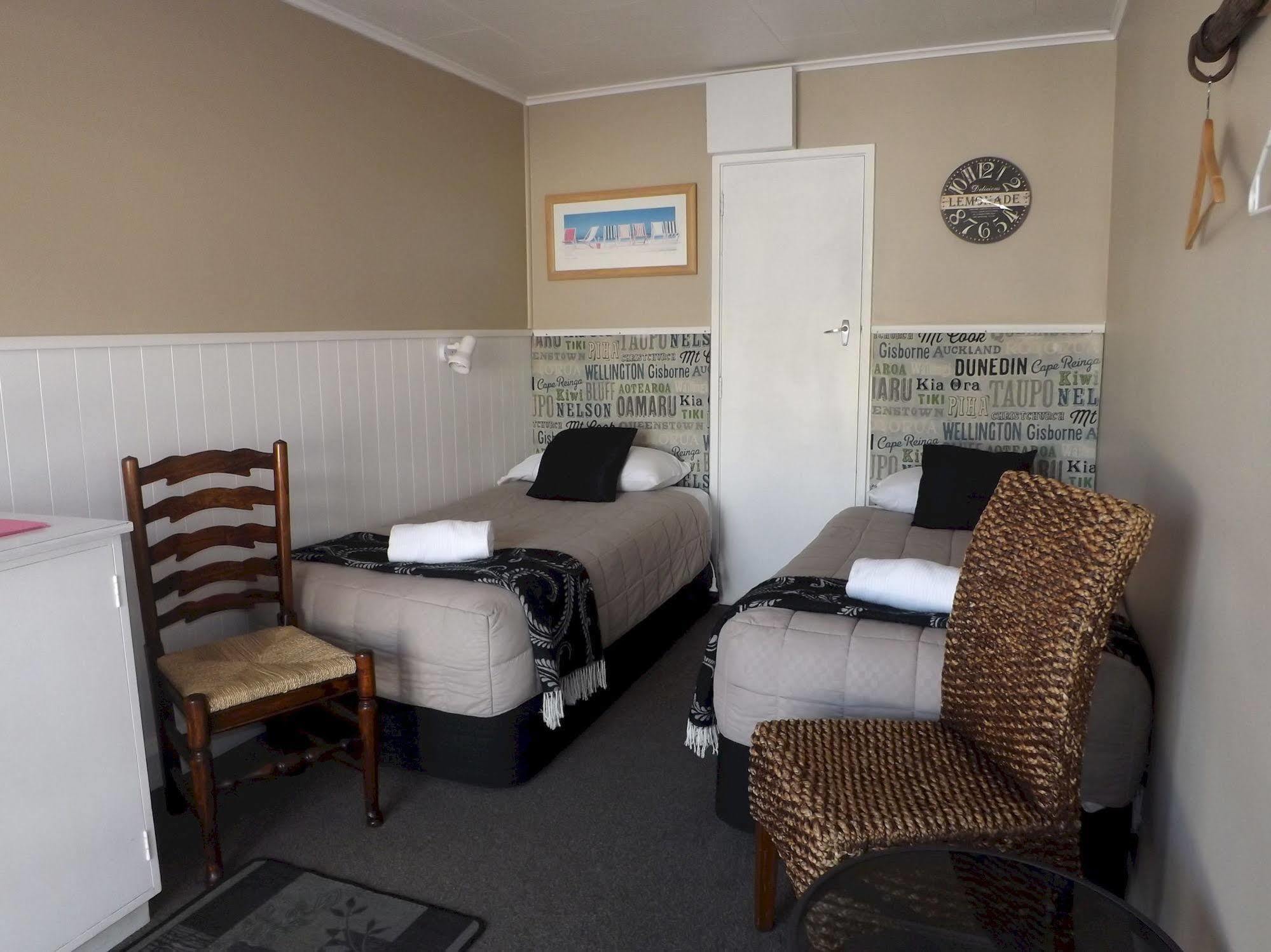 High Street Living Motel Picton Esterno foto