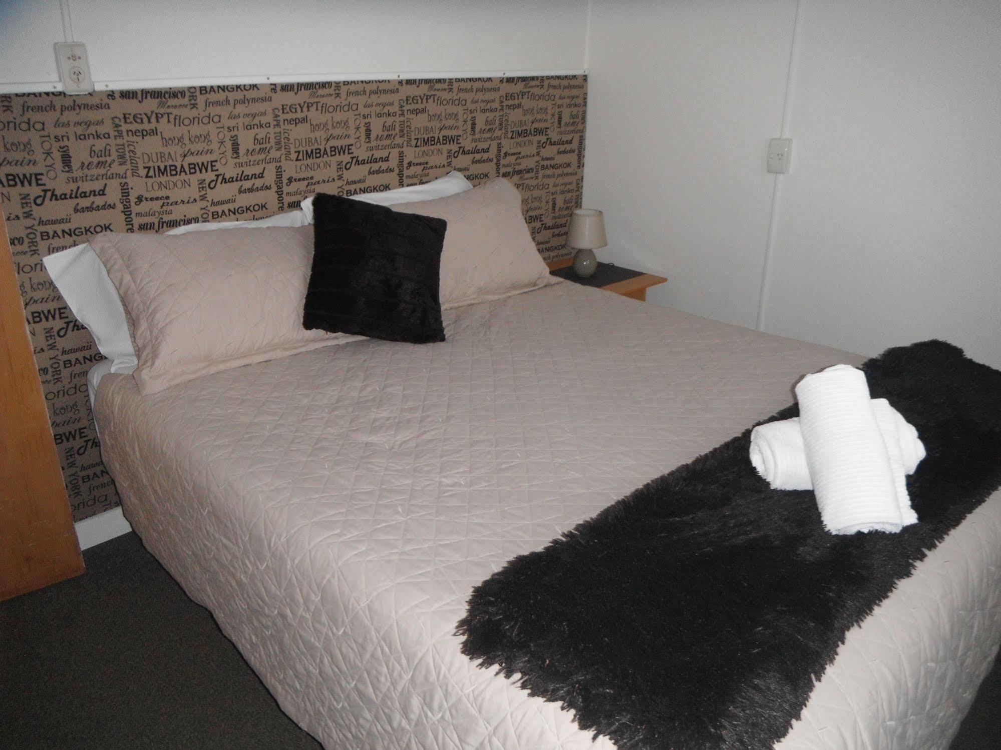 High Street Living Motel Picton Esterno foto