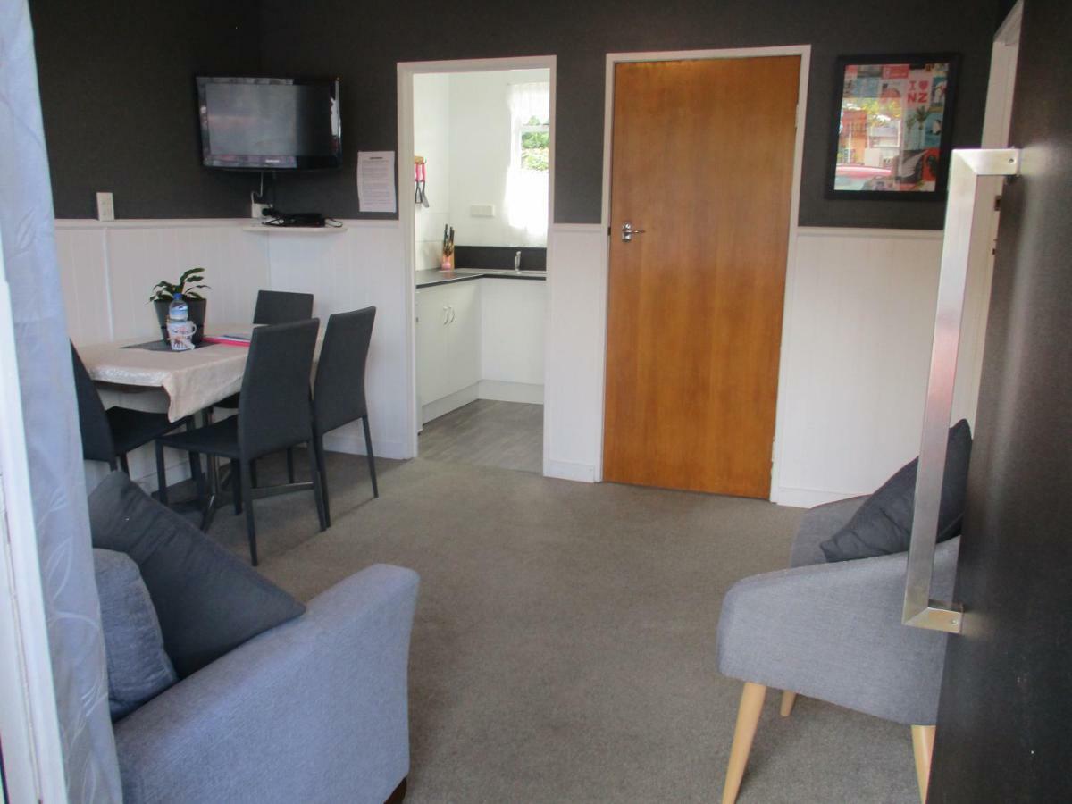 High Street Living Motel Picton Esterno foto